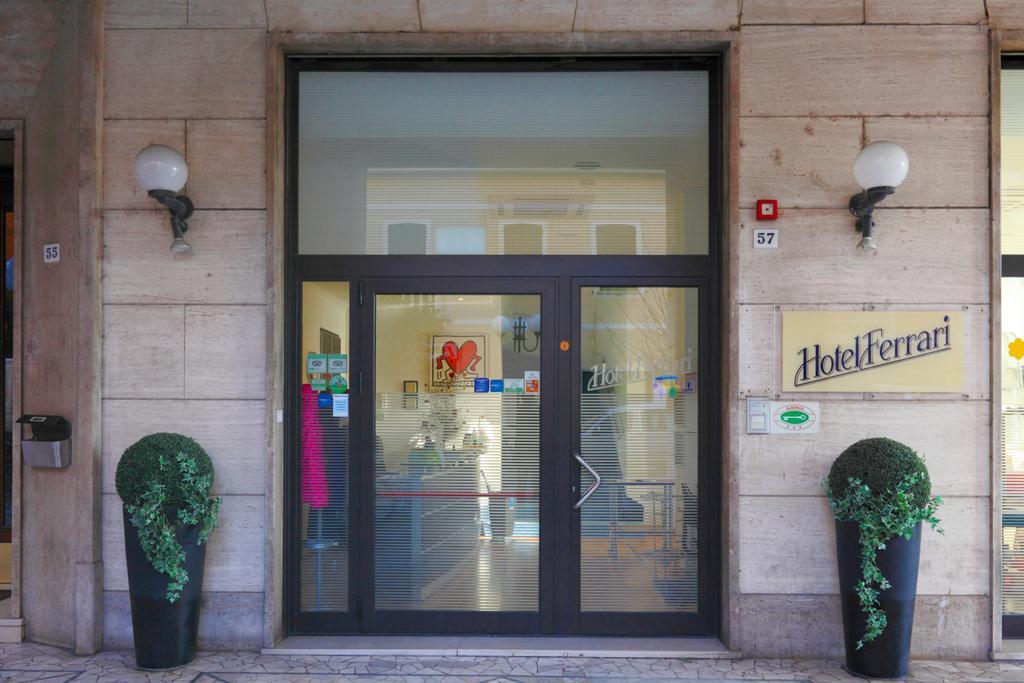 Hotel Ferrari Chiavari Luaran gambar