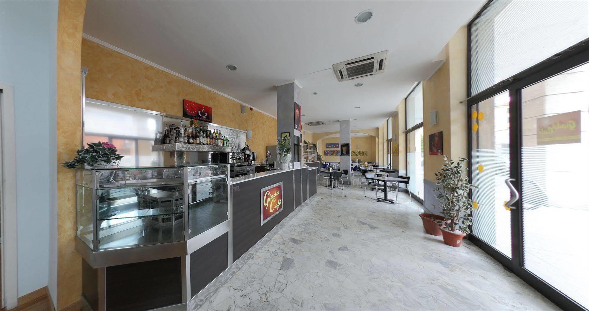 Hotel Ferrari Chiavari Luaran gambar