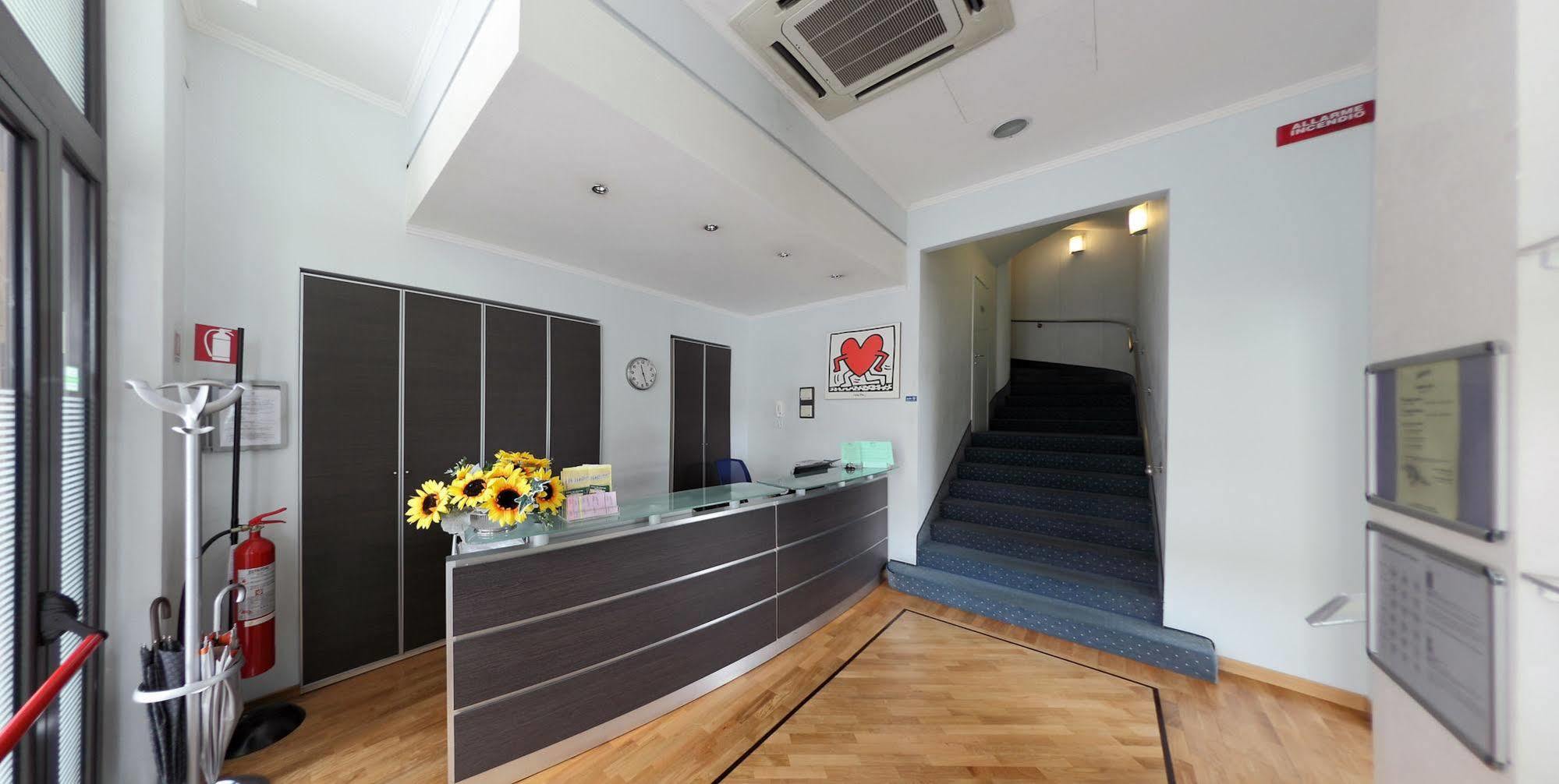 Hotel Ferrari Chiavari Luaran gambar